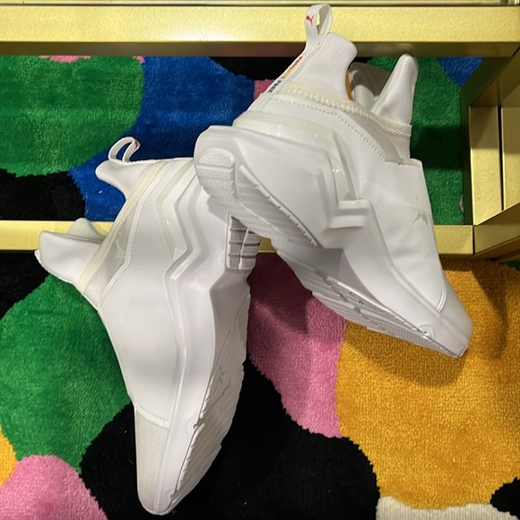 Brand new shoes for sale for women white and rainbow colours - Picture 3 of 6